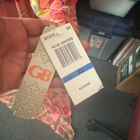 Gianni Bini Vibrant Pink Floral Long Sleeve shorts with flowing sheer skirt NWT - Picture 4 of 10